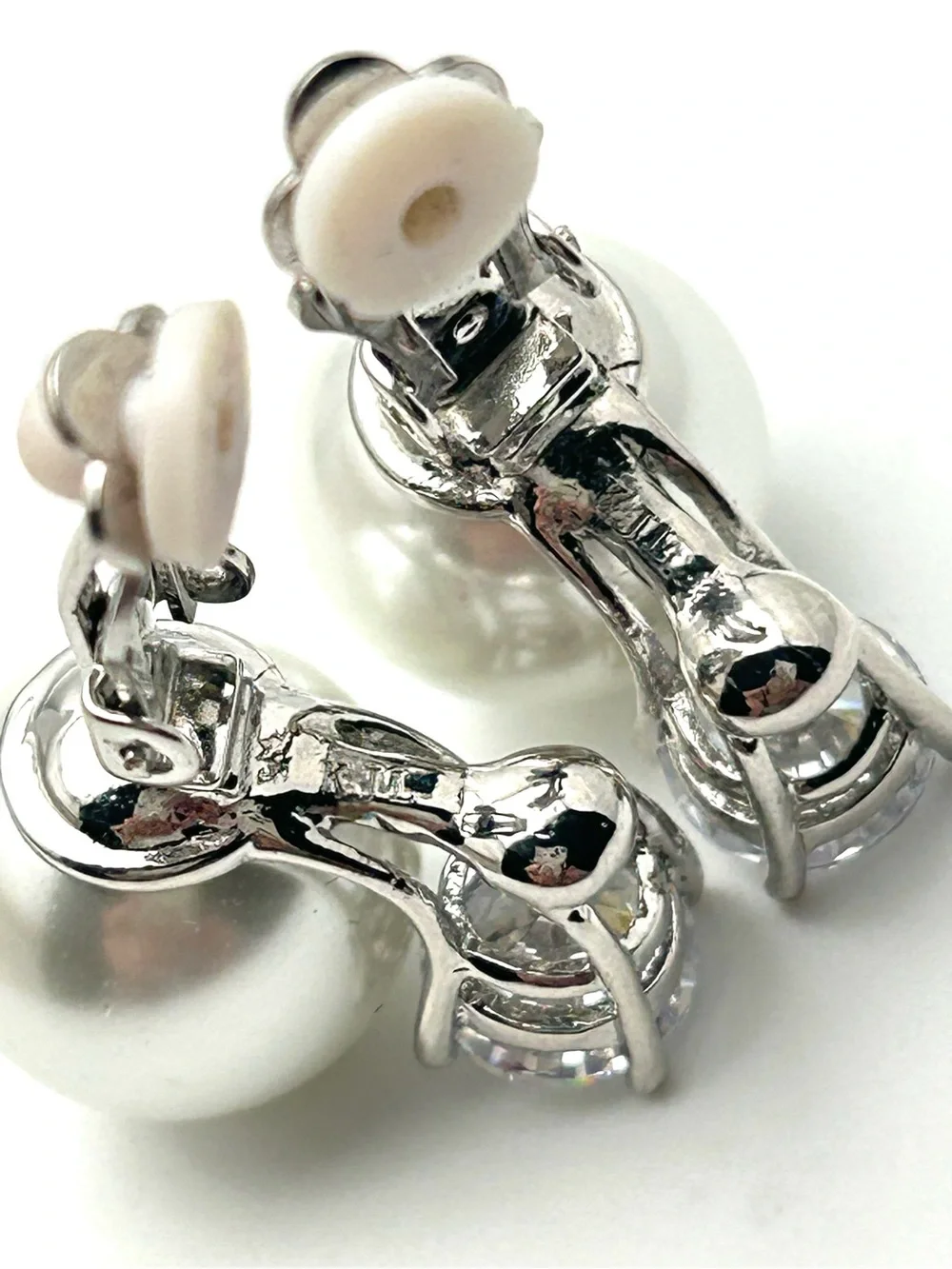 Kenneth Jay Lane Pearl and Crystal Earrings - Picture 5 of 6